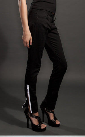 black zippered pants l'une collection