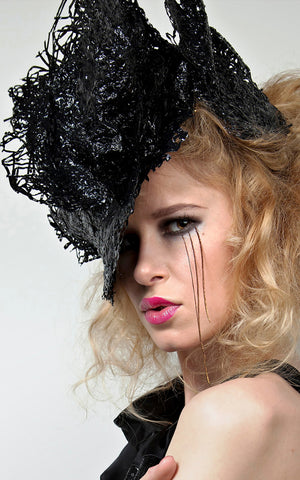Black_Plastic_Dragon_Fly_Hat_L_une_Collection.jpg